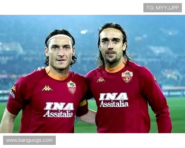 探寻足球场上的传奇人物哪位明星穿着41号球衣引人瞩目 探寻足球场上的传奇人物哪位明星穿着41号球衣引人瞩目